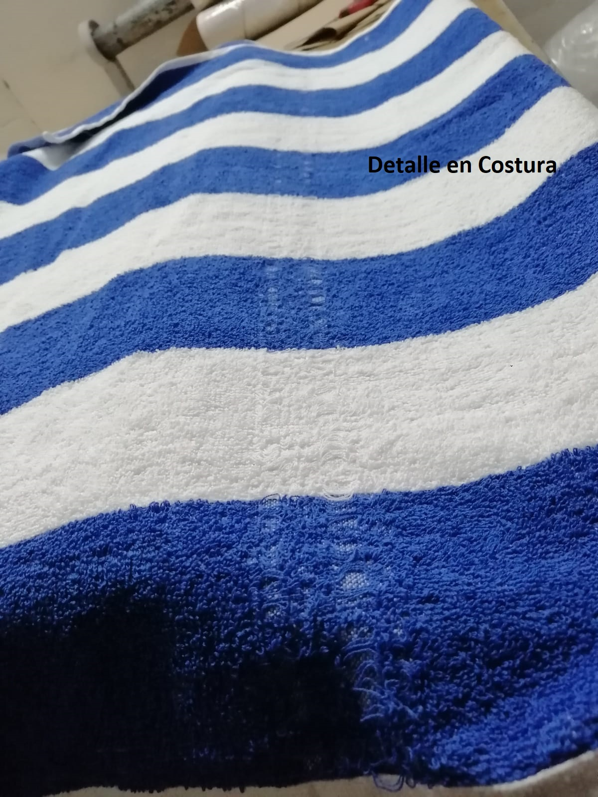 Paquete 100 toallas Faciales 30x30 de 42 grms La josefina — REMATE (Con  detalle) - Toalla Hotel